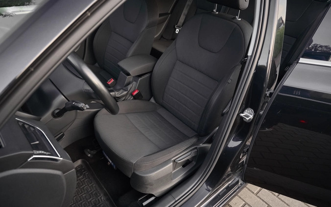 Skoda Octavia cena 45500 przebieg: 232000, rok produkcji 2015 z Płock małe 781